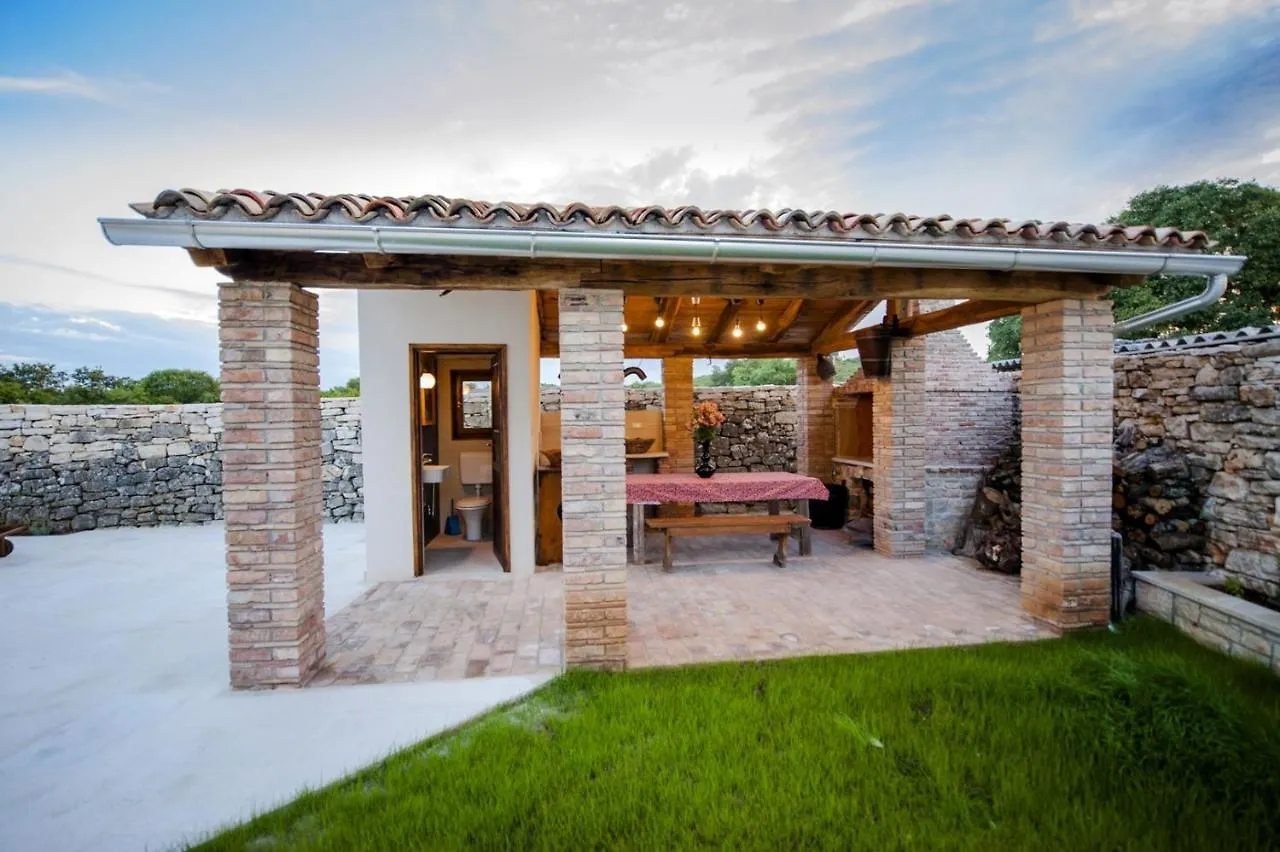 Exclusive Villa Tomani With Private Pool Krmed Κροατία